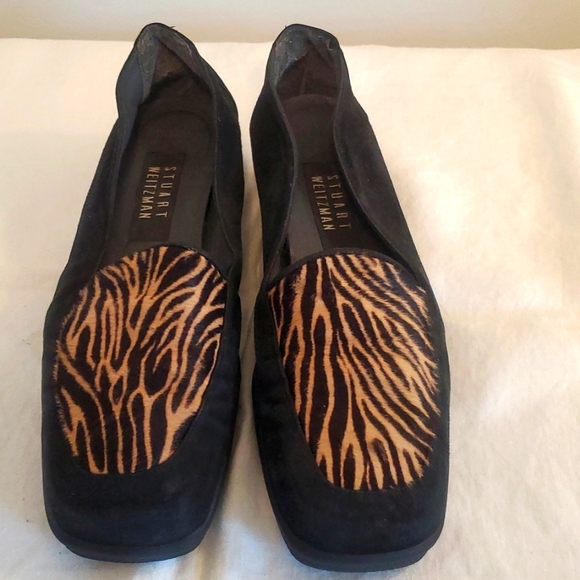 Stuart Weitzman Shoes - Stuart Weitzman Suede Loafers